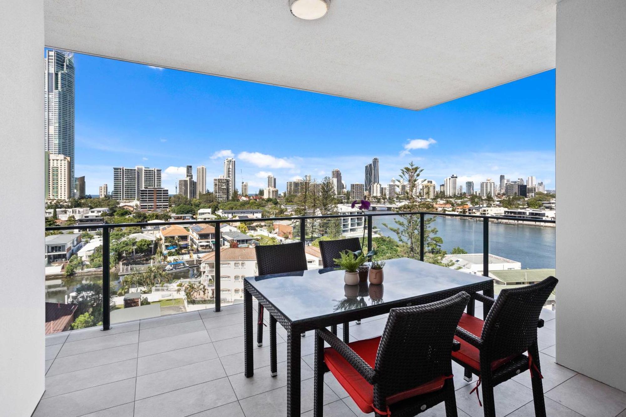 Peninsular Gold Coast Aparthotel Room photo